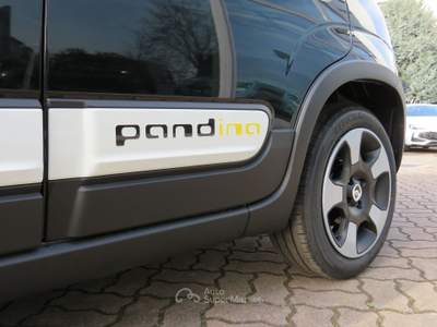 Fiat Pandina 1.0 FireFly 70cv S&S Hybrid Cross Nero usata Seregno