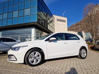 Volkswagen Golf Golf 1.5 TSI EVO ACT Life Bianco usata Prevalle