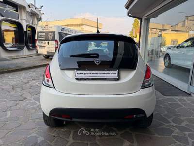 Lancia Ypsilon 1.0 firefly hybrid Gold s&s 5 POSTI UNICO PROPR. Bianco usata Cesano Maderno