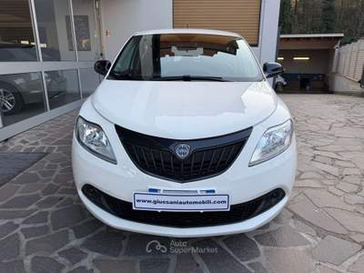 Lancia Ypsilon 1.0 firefly hybrid Gold s&s 5 POSTI UNICO PROPR. Bianco usata Cesano Maderno
