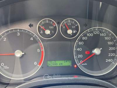 Ford Focus/Focus C-Max 1.6 TDCi 90cv UNIPROPRIETARIO Argento usata Grosseto
