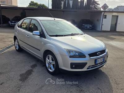 Ford Focus/Focus C-Max 1.6 TDCi 90cv UNIPROPRIETARIO Argento usata Grosseto