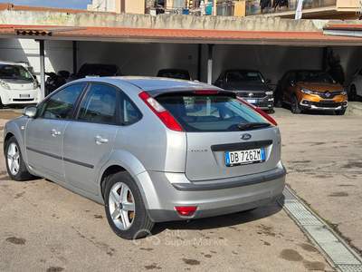 Ford Focus/Focus C-Max 1.6 TDCi 90cv UNIPROPRIETARIO Argento usata Grosseto