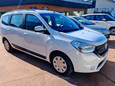 Dacia Lodgy VETTURA IN OTTIMO STATO , EX TAXI Bianco usata Monte Compatri