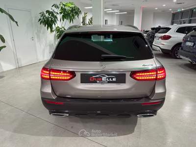 Mercedes-Benz Classe E E 220 d Mild Hybrid S.W. 4Matic Auto Premium All-Terrain Bronzo usata Ferrara