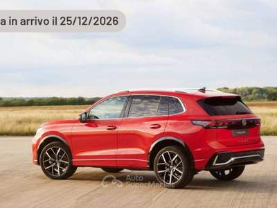 Volkswagen Tiguan 2.0 TDI 150 CV DSG Elegance Argento usata Pieve di Cento