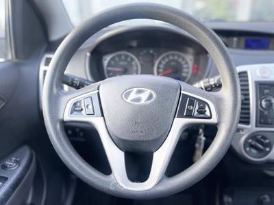 Hyundai i20 Benzina 78CV E5 Neo - 2012 Bianco usata Roma