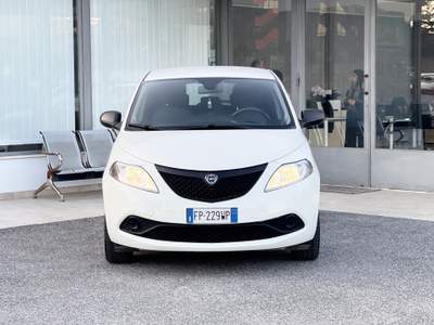 Lancia Ypsilon GPL 69CV E6 Neo - 2018 Bianco usata Roma