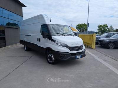 Iveco Daily 35C12 V 4100 H3 Quad-Tor RG Furgone Bianco usata Cremosano