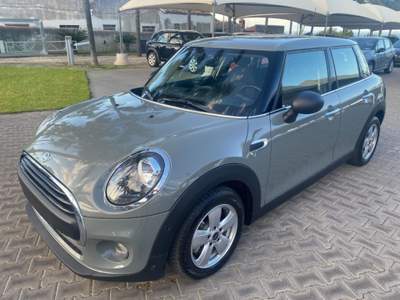 MINI One 1.5 One D Business 5 porte **NEOPATENTATI** Grigio usata Giarre