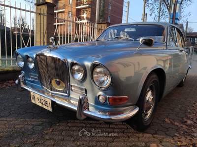 Jaguar Altri Modelli modello 420 anno 1968 Blu/Azzurro usata Bregnano