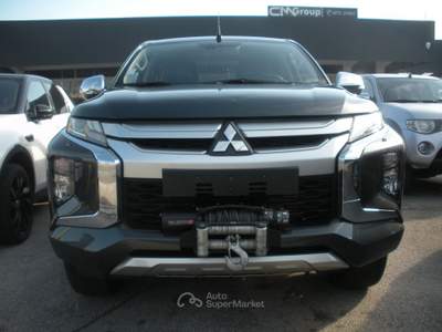 Mitsubishi L200 1/2cab.SuperSelect Nero usata Frosinone