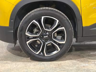 Jeep Avenger 1.2 turbo 100cv summit Giallo usata Verona