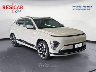 Hyundai Coupe Kona ev my25 exclusive 64,8 kwh Bianco usata Paruzzaro