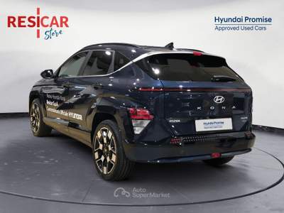 Hyundai Coupe Kona ev my25 exclusive 64,8 kwh+hp Blu/Azzurro usata Cameri