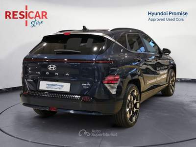 Hyundai Coupe Kona ev my25 exclusive 64,8 kwh+hp Blu/Azzurro usata Cameri