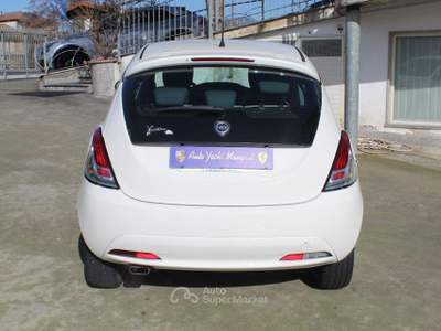 Lancia Ypsilon 1.2 69 CV 5 porte Elefantino Bianco usata Padula