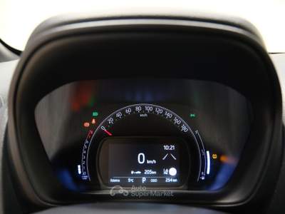 Toyota Aygo X 1.0 VVT-i 72 CV 5 PORTE TREND S-CVT NEOPATENTATI Verde usata Brescia