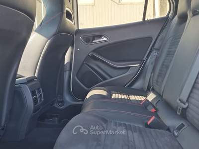 Mercedes-Benz GLA Automatic Premium Bianco usata San Giuseppe Vesuviano