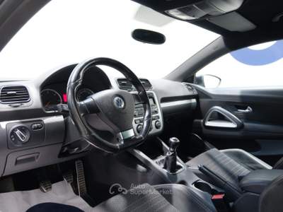 Volkswagen Scirocco 2.0 TDI 140CV DPF Nero usata Brescia