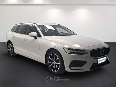 Volvo V60 II 2.0 b4 Momentum Business Pro auto Bianco usata Padova