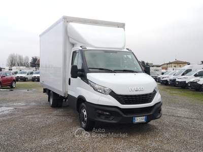 Iveco Daily 35C14 BTor 2.3 HPT PL-RG furgone alluminio Bianco usata Reggio nell'Emilia