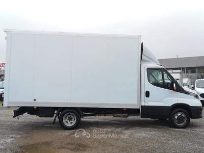 Iveco Daily 35C14 BTor 2.3 HPT PL-RG furgone alluminio Bianco usata Reggio nell'Emilia