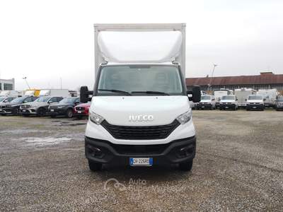 Iveco Daily 35C14 BTor 2.3 HPT PL-RG furgone alluminio Bianco usata Reggio nell'Emilia