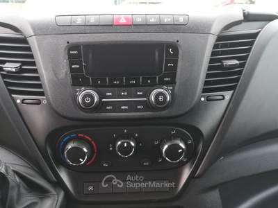 Iveco Daily 35C14 BTor 2.3 HPT PL-RG furgone alluminio Bianco usata Reggio nell'Emilia