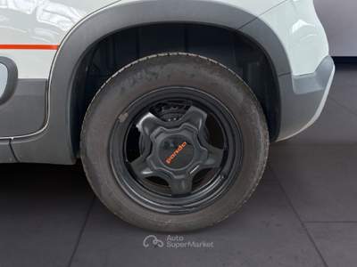 Fiat Panda Panda III 2021 Cross Panda 1.0 firefly hybrid Garmin s&s 70cv 5p.ti Bianco usata Torino