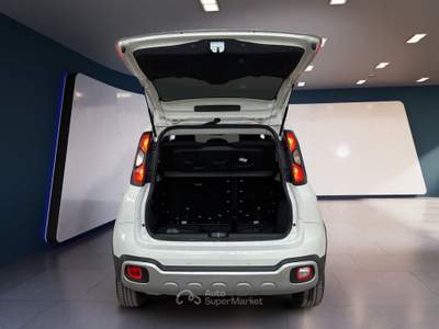 Fiat Panda Panda III 2021 Cross Panda 1.0 firefly hybrid Garmin s&s 70cv 5p.ti Bianco usata Torino
