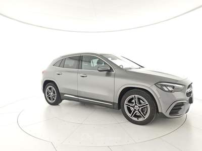 Mercedes-Benz GLA 200 200 d Automatic AMG Line Premium Grigio usata Capua