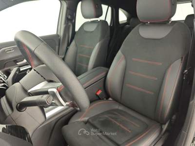 Mercedes-Benz GLA 200 200 d Automatic AMG Line Premium Grigio usata Capua