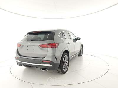 Mercedes-Benz GLA 200 200 d Automatic AMG Line Premium Grigio usata Capua