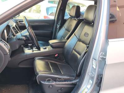 Jeep Grand Cherokee 3.0 CRD Overland + Gancio Argento usata SAN MARTINO SICCOMARIO