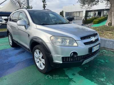Chevrolet Captiva VCDi LTX Grigio usata Aquino