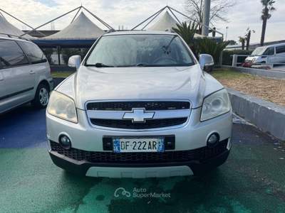 Chevrolet Captiva VCDi LTX Grigio usata Aquino