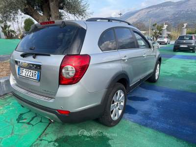 Chevrolet Captiva VCDi LTX Grigio usata Aquino