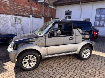 Suzuki Jimny 1.3i 16V cat 4WD Special Nero usata Torino