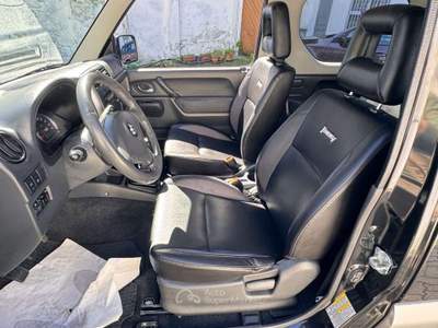 Suzuki Jimny 1.3i 16V cat 4WD Special Nero usata Torino