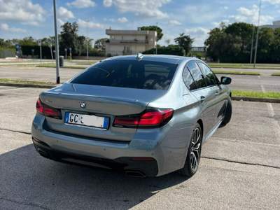 BMW Serie 5 520d 520 520d 48V xDrive Msport Grigio usata Conversano
