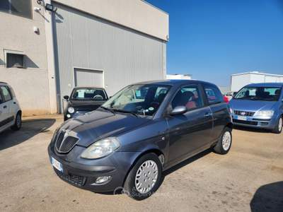 Lancia Ypsilon 16V Platino Grigio usata Conversano