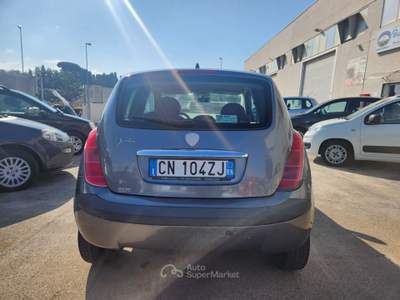 Lancia Ypsilon 16V Platino Grigio usata Conversano