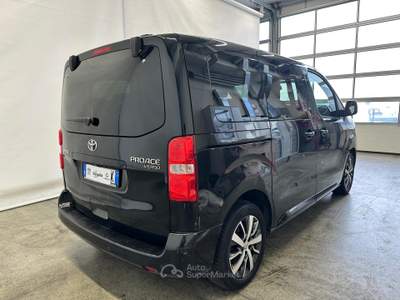 Toyota Proace Proace Verso 1.5d 120cv S&S L0 Executive 5p 8p.ti E6d Nero usata Cuneo