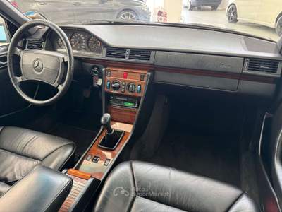 Mercedes-Benz Classe E W124 1990 VETTURA A METANO REVISIONATA Grigio usata Ciserano