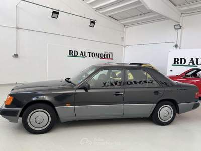 Mercedes-Benz Classe E W124 1990 VETTURA A METANO REVISIONATA Grigio usata Ciserano