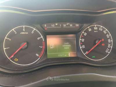 Opel Corsa 1.4 90CV GPL Tech 5 porte Innovation Argento usata Arcore