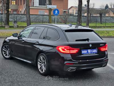 BMW Serie 5 520d 520d aut. Touring Msport 2019 KM 140 Blu/Azzurro usata Caresanablot