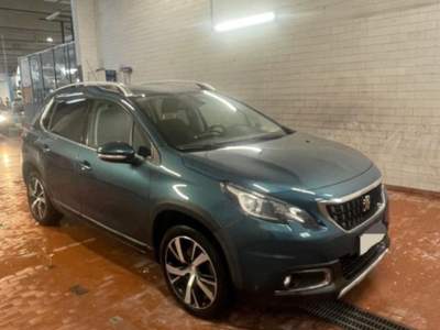 Peugeot 2008 1° serie PureTech 82 S&S Allure Verde usata Casteggio