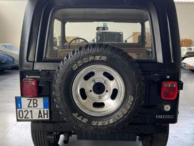 Jeep CJ-5 RENEGADE V8 LEVIS CONSERVATO Nero usata Medesano